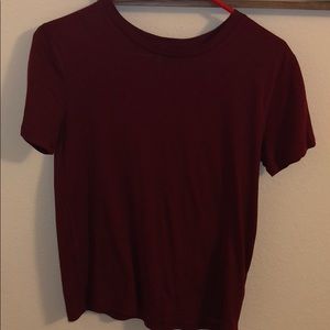 short sleeve maroon top